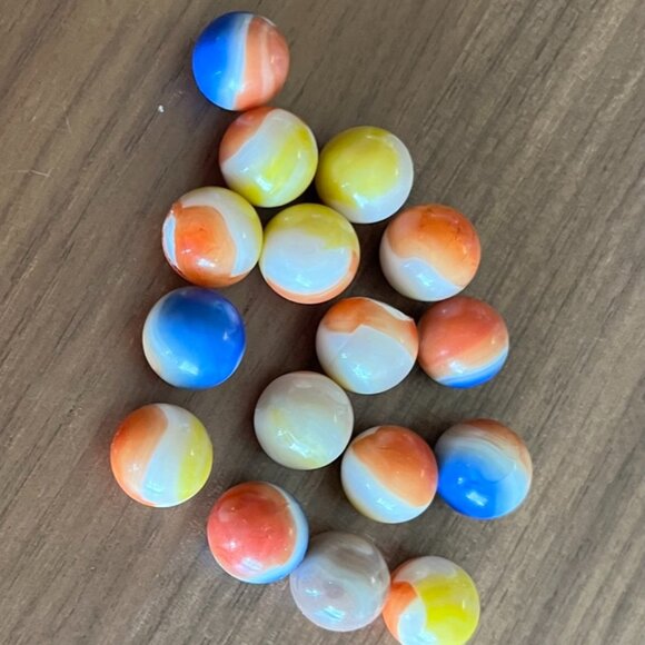 Glass Marbles - 16 White With Multi Color Swirls - Picture 1 of 1